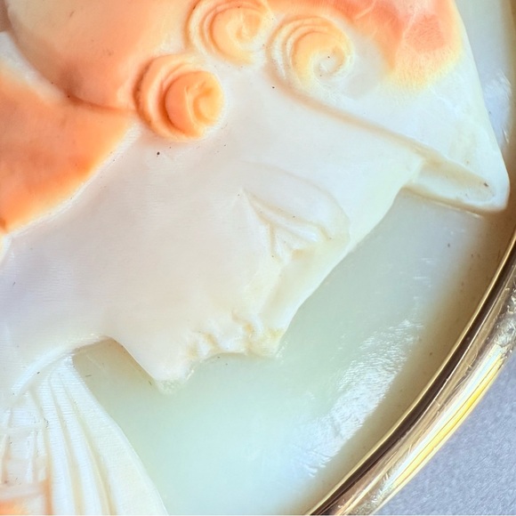 Vintage 14K Gold Exquisite Cameo Shell Athena HUGE Oval Brooch Pin/ Pend… - Picture 13 of 17